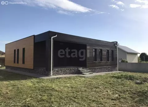 Дом в Калужская область, Малоярославецкий муниципальный округ, ...