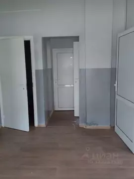 Помещение свободного назначения в Иркутская область, Слюдянка ул. ...