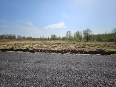 Участок в Московская область, Дмитровский муниципальный округ, д. ...