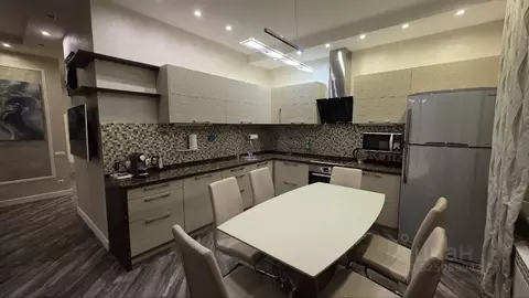 2-к кв. Санкт-Петербург ул. Галстяна, 1 (86.3 м)