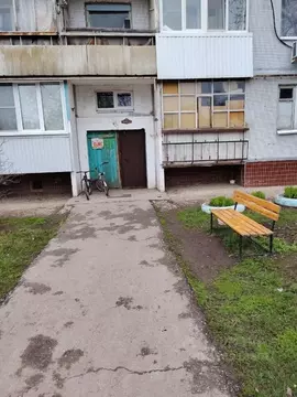 2-к кв. Самарская область, Ставропольский район, с. Хрящевка Советская ...