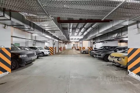 Гараж в Москва Хорошевское ш., 12к1 (11 м)