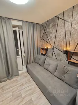 Студия Свердловская область, Екатеринбург ул. 8 Марта, 80 (15.0 м)