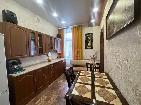 4-к кв. Владимирская область, Ковров Ковров-8 мкр, 2 (103.8 м)