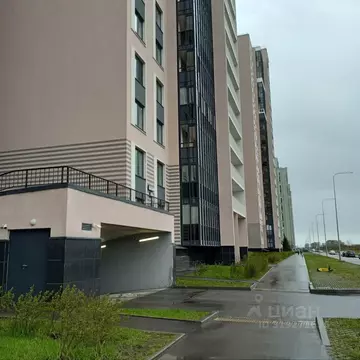 Гараж в Санкт-Петербург аллея Арцеуловская, 19 (14 м)