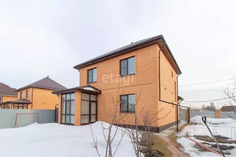 Дом в Тюменская область, Тюмень Казарово мкр, ул. Булата Сулейманова ...