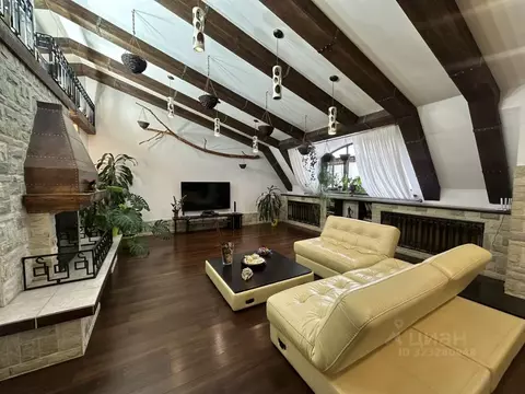 3-к кв. Омская область, Омск Съездовская ул., 29к1 (131.0 м)