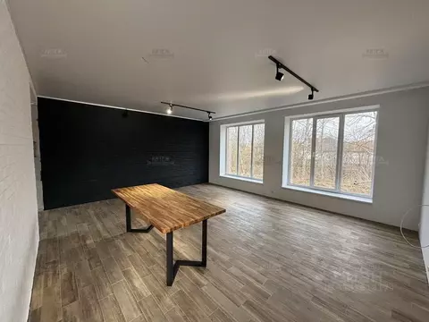 3-к кв. Калужская область, Калуга ул. Вишневая, 1Б (125.0 м)