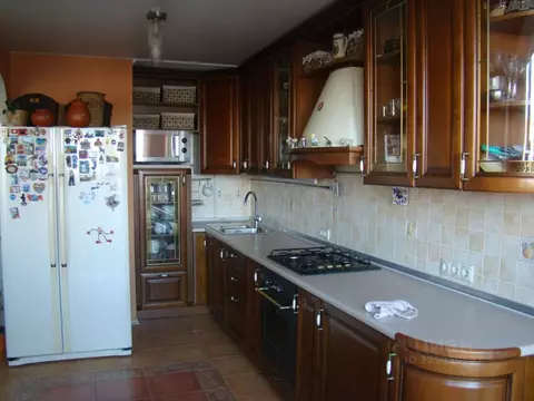 3-к кв. Омская область, Омск ул. Красный Путь, 18 (77.5 м)