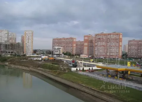 3-к кв. Краснодарский край, Краснодар ул. Имени Калинина (72.8 м)