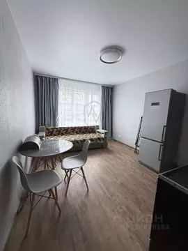 1-к кв. Новосибирская область, Новосибирск ул. Есенина, 12Б (42.0 м)