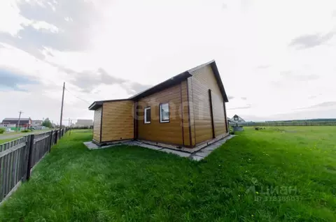 Дом в Курганская область, Шадринский муниципальный округ, с. Красная ...