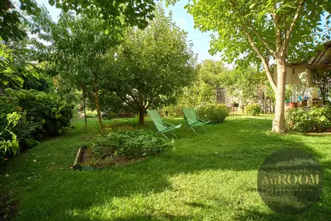 Дом в Волгоградская область, Волжский Дружба СНТ, ул. Вишневая, 1 (37 ...