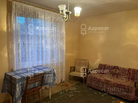 Дом в Волгоградская область, Дубовский район, Пичужинское с/пос, ...