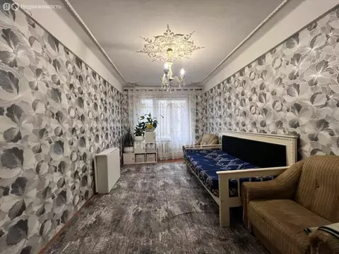 2-комнатная квартира: Махачкала, улица Ирчи Казака, 124Г (50 м)