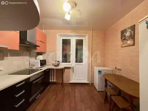 3-комнатная квартира: Тюмень, улица Монтажников, 15А (66.7 м)