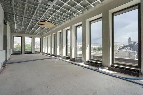 6-к кв. Москва Озерковская наб., 6 (261.4 м)