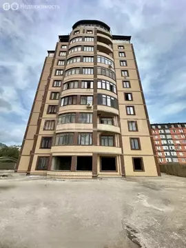 3-комнатная квартира: Махачкала, проспект Амет-хана Султана, 37 (150 ...