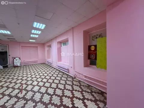 Торговая площадь (140 м)