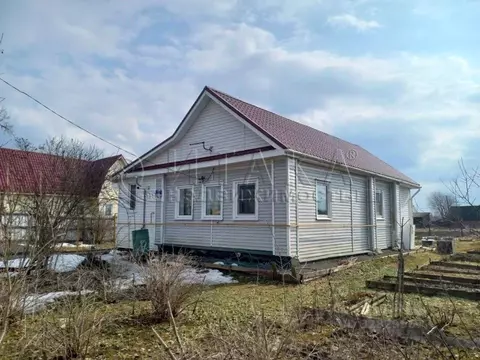 Дом в Ленинградская область, Бокситогорский район, Самойловское с/пос, ...