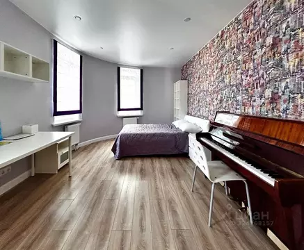 2-к кв. Башкортостан, Уфа Коммунистическая ул., 11/1 (65.1 м)