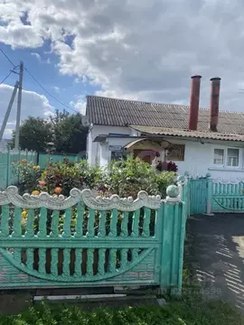 Дом в Орловская область, Орловский район, Знаменка пгт ул. Дормаш, 9 ...