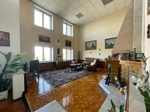 6-к кв. Татарстан, Нижнекамск просп. Химиков, 38 (283.0 м)