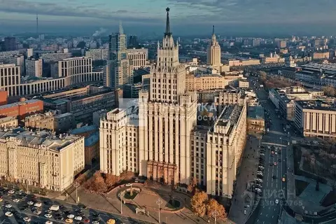3-к кв. Москва Садовая-Спасская ул., 21/1 (68.0 м)