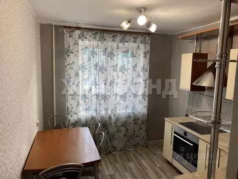 4-к кв. Хакасия, Абакан просп. Дружбы Народов, 46 (82.6 м)