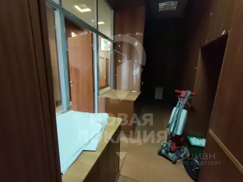 Помещение свободного назначения в Омская область, Омск ул. 5-я Линия, ...