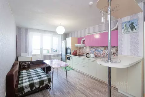 3-к кв. Тюменская область, Тюмень Кремлевская ул., 112к3 (85.4 м)