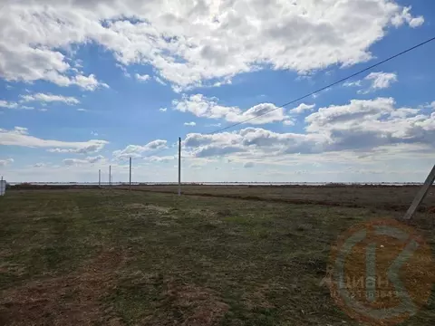 Участок в Крым, Сакский район, Штормовское с/пос, с. Приветное  (6.0 ...