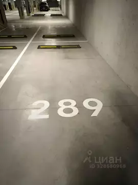 Гараж в Москва Кольская ул., 8к1 (15 м)