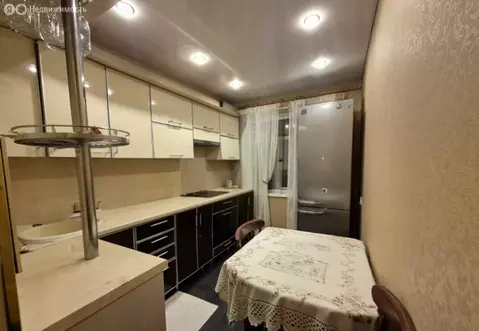 3-комнатная квартира: Мурманск, улица Ломоносова, 12 (58 м)