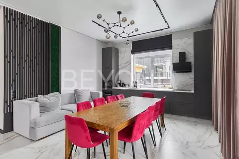 Дом в Ленинградская область, Всеволожск ул. Воздвиженская, 1 (280 м)