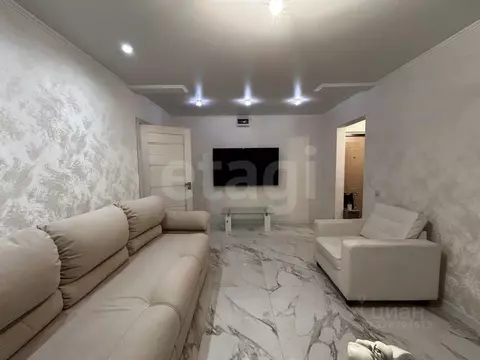 2-к кв. Тюменская область, Тюмень ул. Федюнинского, 60 (56.0 м)