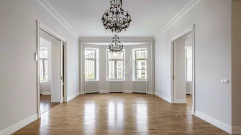 5-к кв. Москва Пятницкая ул., 20С1 (162.0 м)