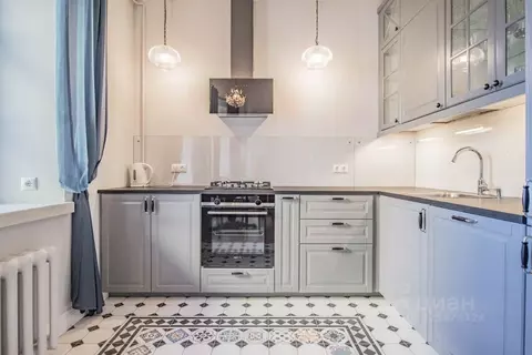 2-к кв. Санкт-Петербург Шпалерная ул., 22 (76.1 м)