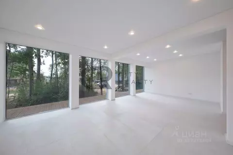 Коттедж в Ленинградская область, Выборгский район, Первомайское с/пос, ...