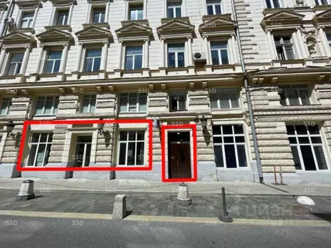 Торговая площадь в Москва ул. Петровка, 20/1 (130 м)