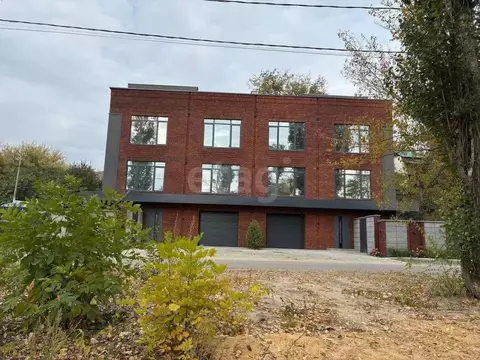 Таунхаус в Воронежская область, Воронеж наб. Максима Горького, 55 (245 ...