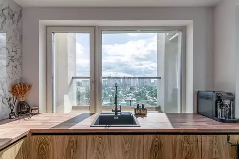 2-к кв. Свердловская область, Екатеринбург ул. Чкалова, 18 (93.0 м)