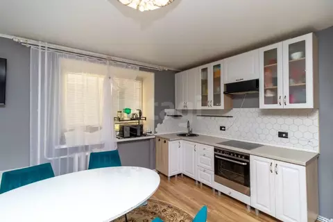 2-к кв. Тюменская область, Тюмень ул. Избышева, 6 (63.4 м)