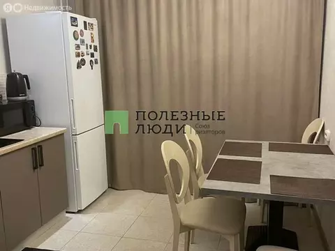 3-комнатная квартира: Красноярск, улица Алексеева, 113 (66.6 м)