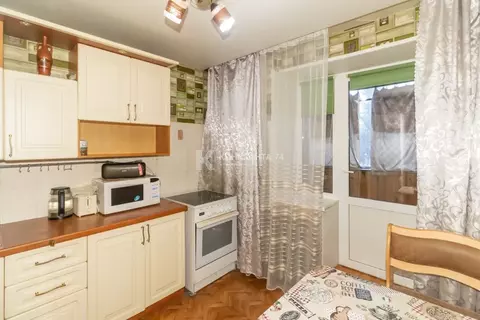 2-к кв. Челябинская область, Челябинск ул. Гайдара, 13а (48.2 м)