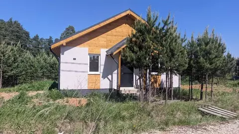 Дом в Свердловская область, Белоярский муниципальный округ, пос. ...