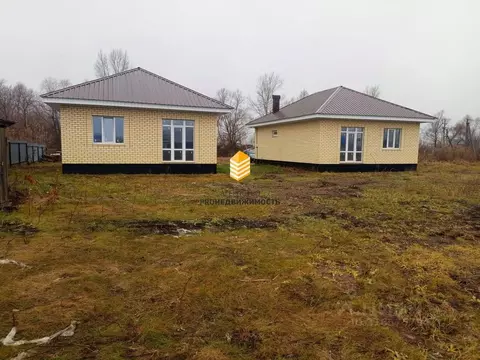 Дом в Башкортостан, Кармаскалинский район, Кабаковский сельсовет, д. ...