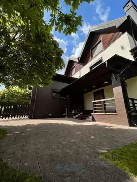 Коттедж в Москва пос. Дома отдыха Пахра, Старая Пахра кп, 14 (696 м)