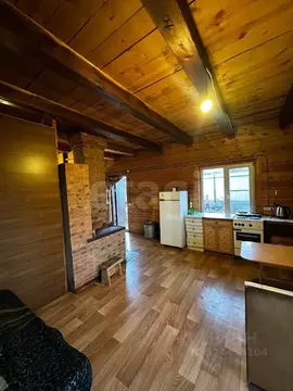 Дом в Бурятия, Иволгинский район, Сотниковское с/пос, с. Сотниково ул. ...