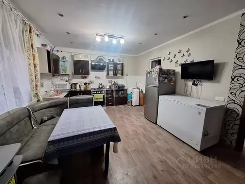 Дом в Крым, Сакский район, Крайненское с/пос, с. Трудовое ул. Школьная ...